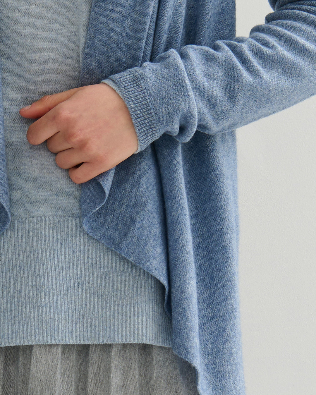 FLOWING COLLAR ULTRA LIGHT CARDIGAN - DENIM BLUE