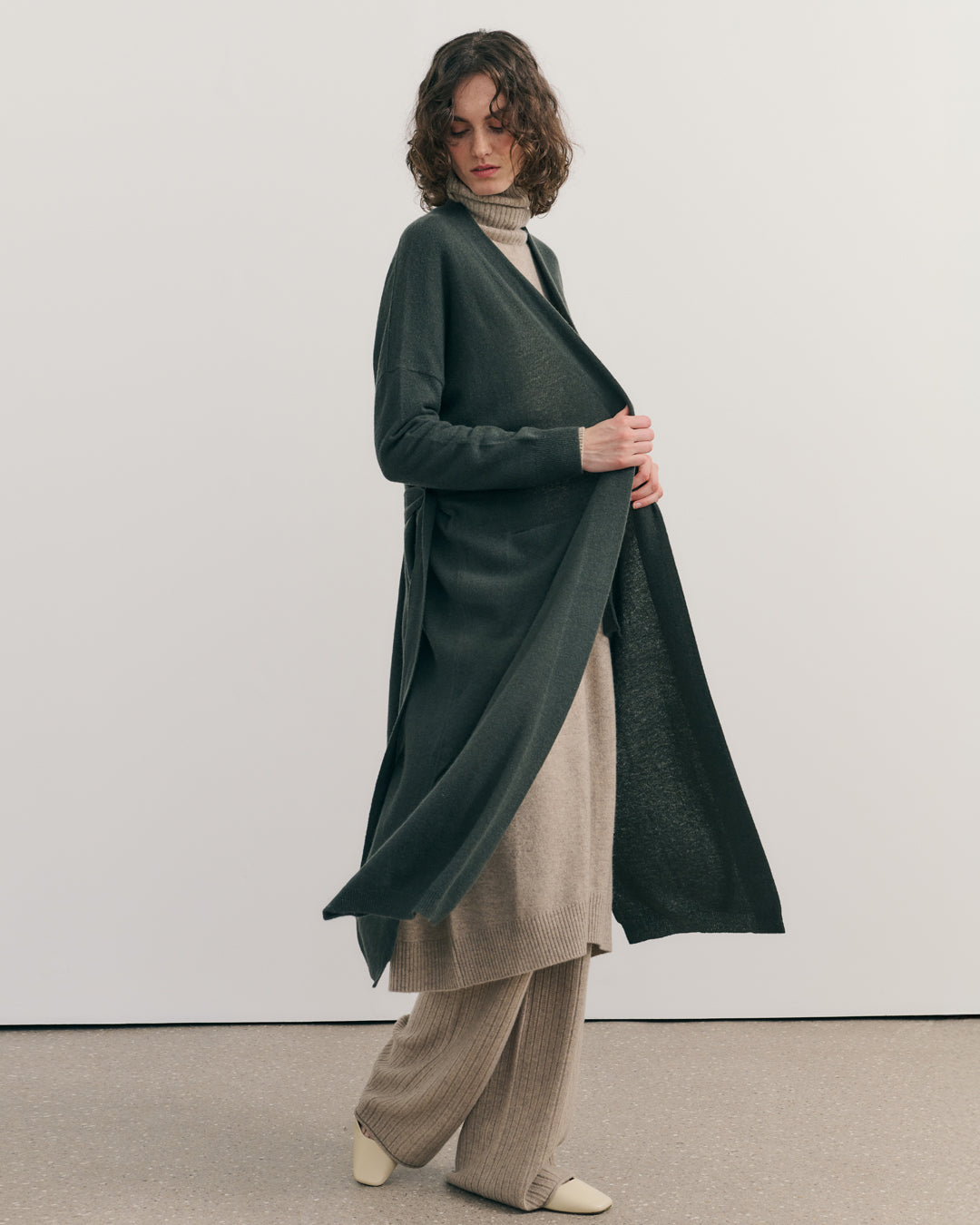 LIKE A BREEZE MAXI ROBE - TEA LEAF