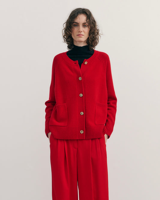 CHUNKY CREW NECK CASHMERE CARDIGAN DELUXE – SCARLET RED