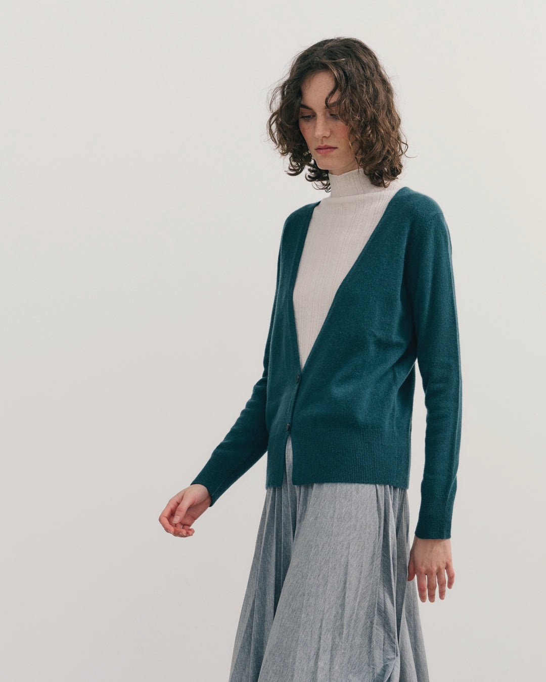 CASHMERE DEEP V CARDIGAN - OPAL BLUE