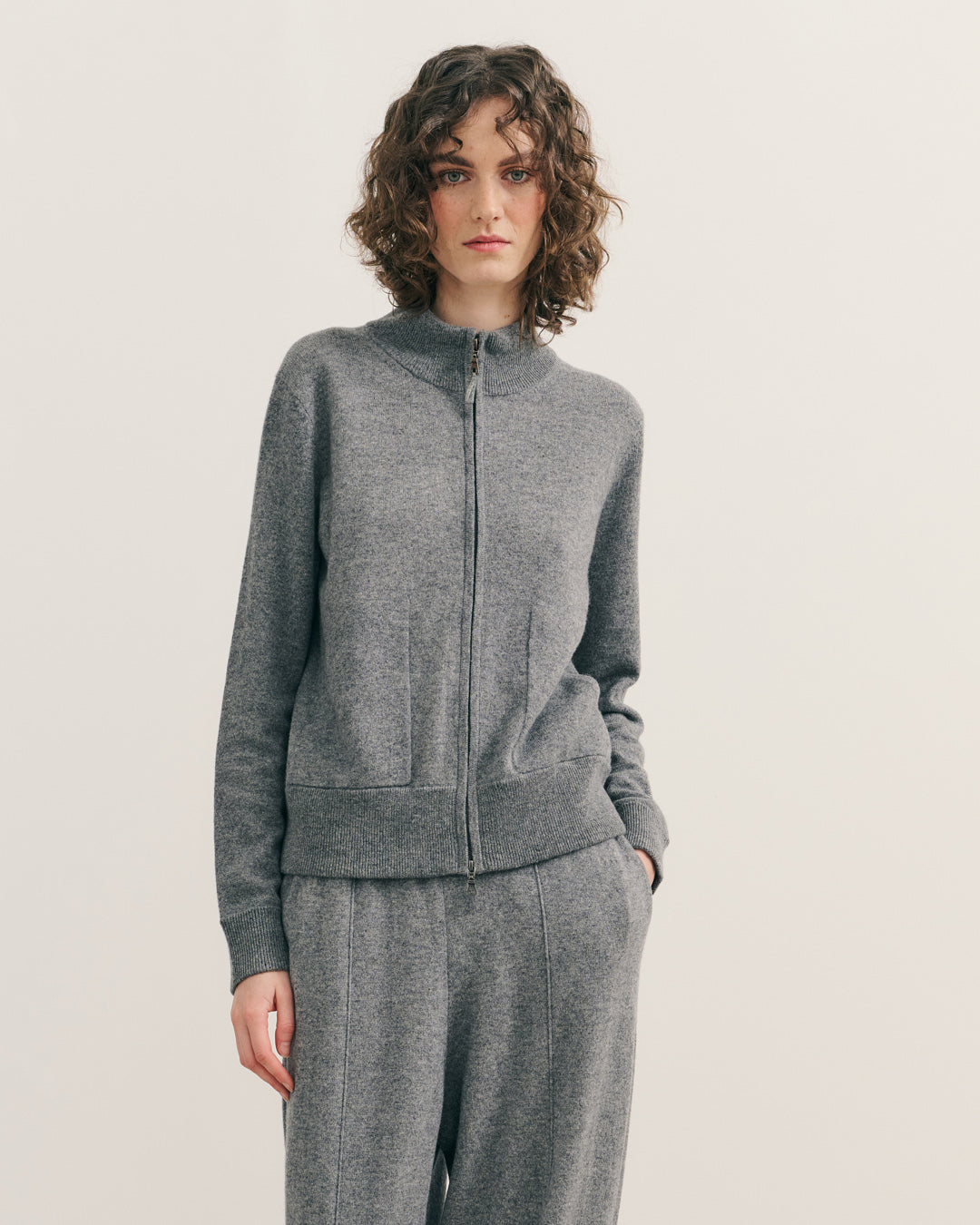 CASHMERE 2 WAY ZIP CARDIGAN - MID GREY