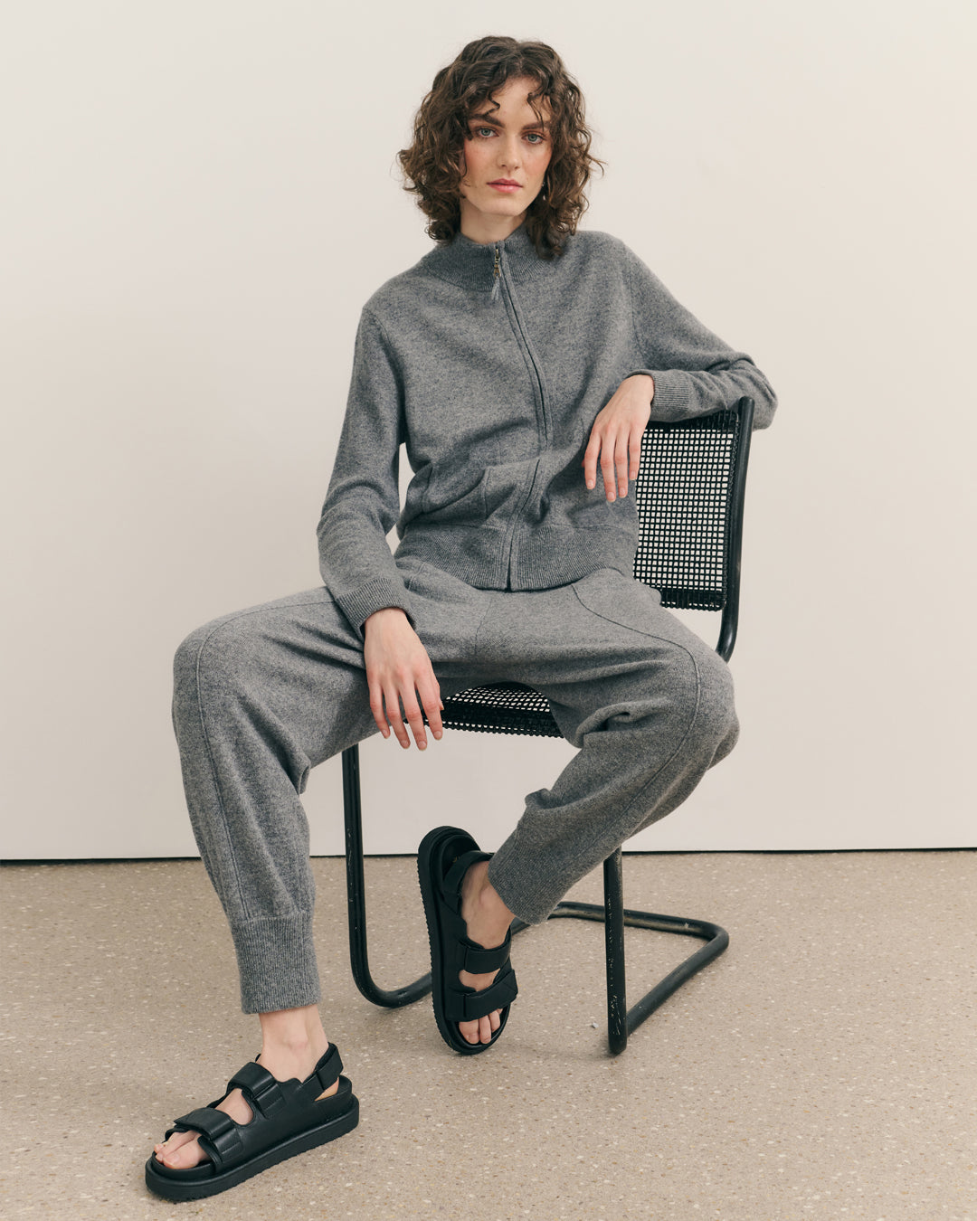 CASHMERE 2 WAY ZIP CARDIGAN - MID GREY