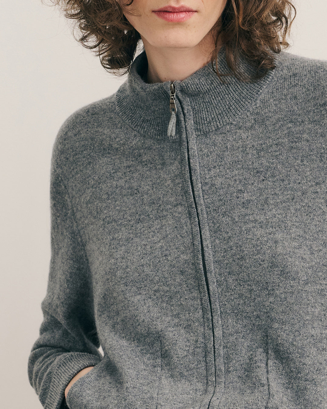 CASHMERE 2 WAY ZIP CARDIGAN - MID GREY