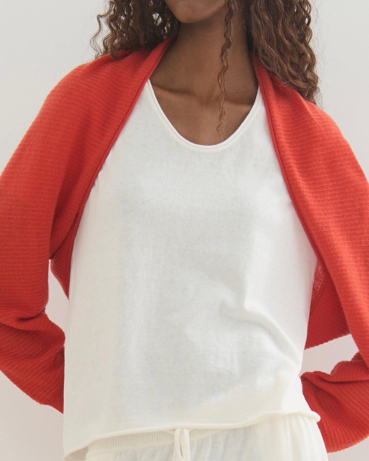 LIKE A BREEZE CASHMERE SHRUG CARDIGAN - GERANIUM