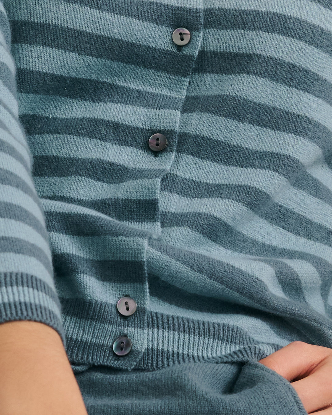 LIKE A BREEZE STRIPED CARDIGAN - BLUE MOUNTAIN