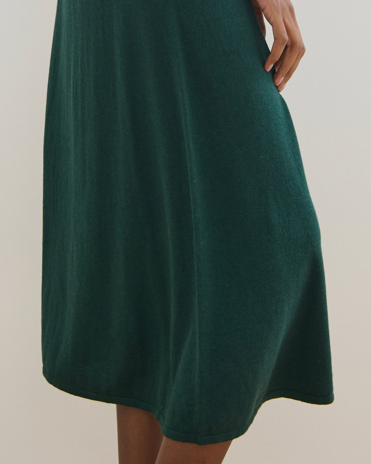 SORRENTO V NECK MAXI SLIP DRESS - FOREST GREEN