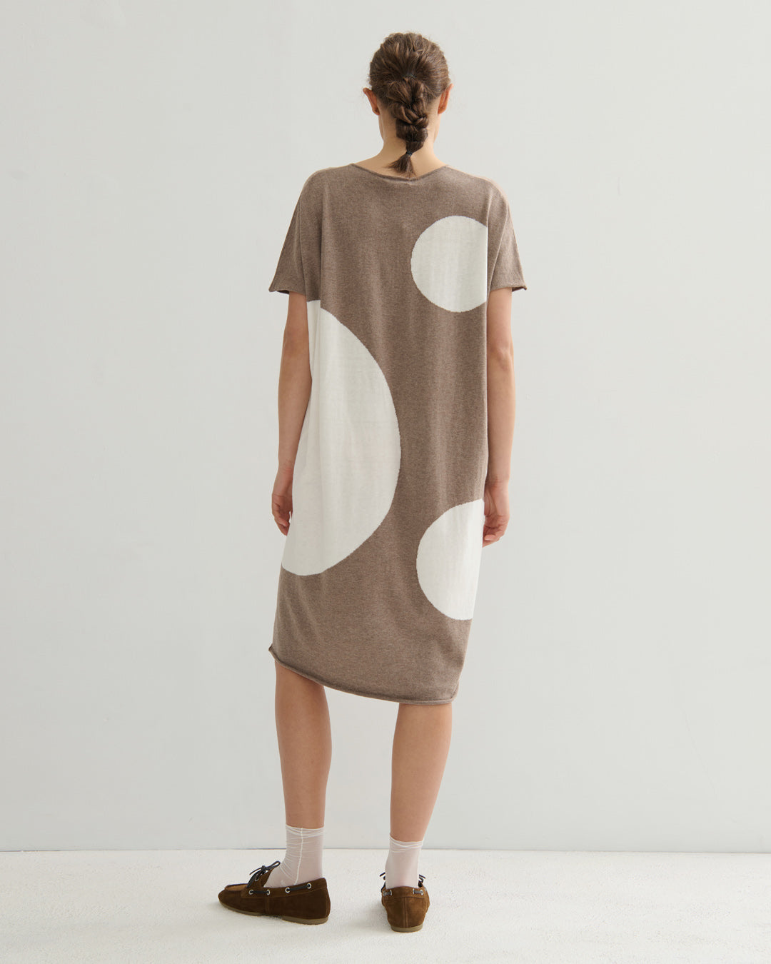 AIRY POLKA DRESS - TAUPE