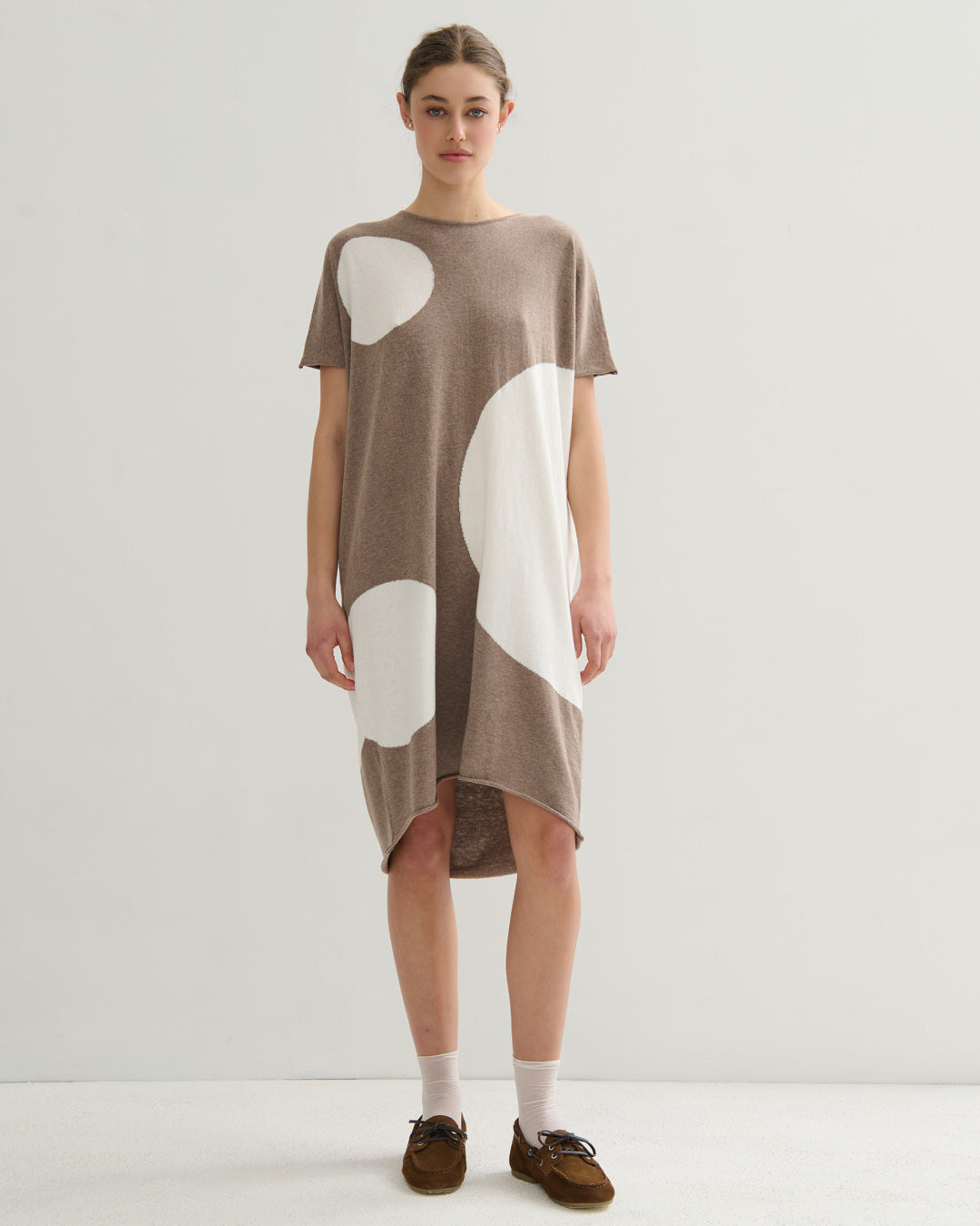 AIRY POLKA DRESS - TAUPE