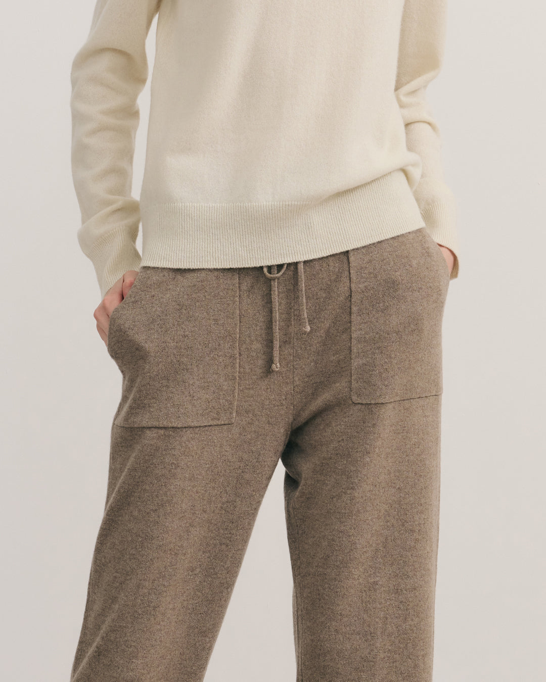 CASHMERE STRAIGHT LEG PANTS - SHIITAKE RAW