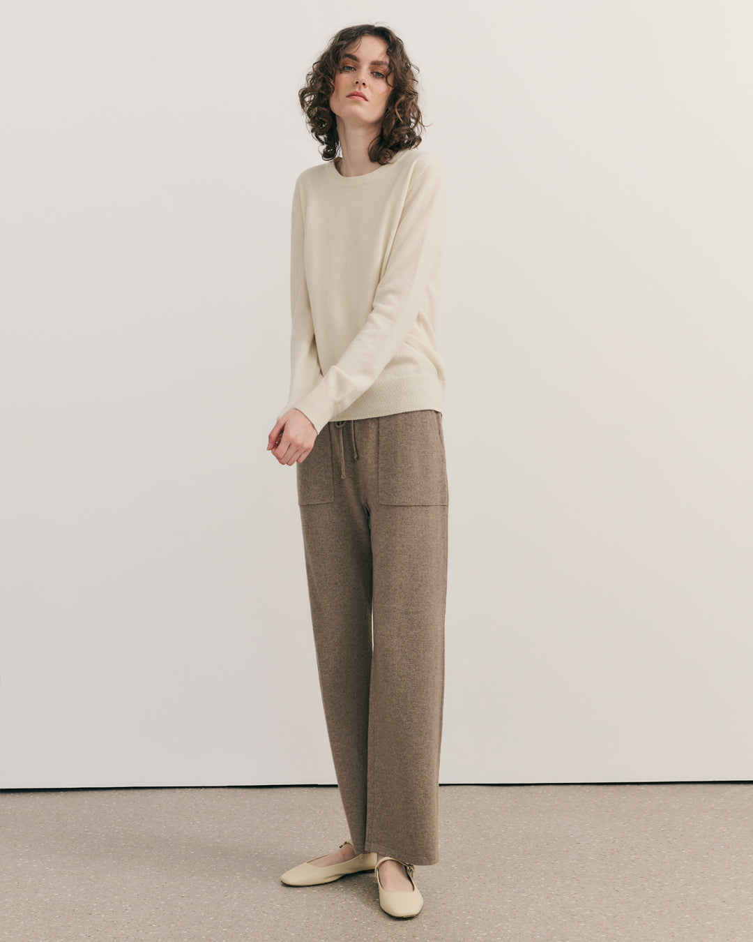 CASHMERE STRAIGHT LEG PANTS - SHIITAKE RAW