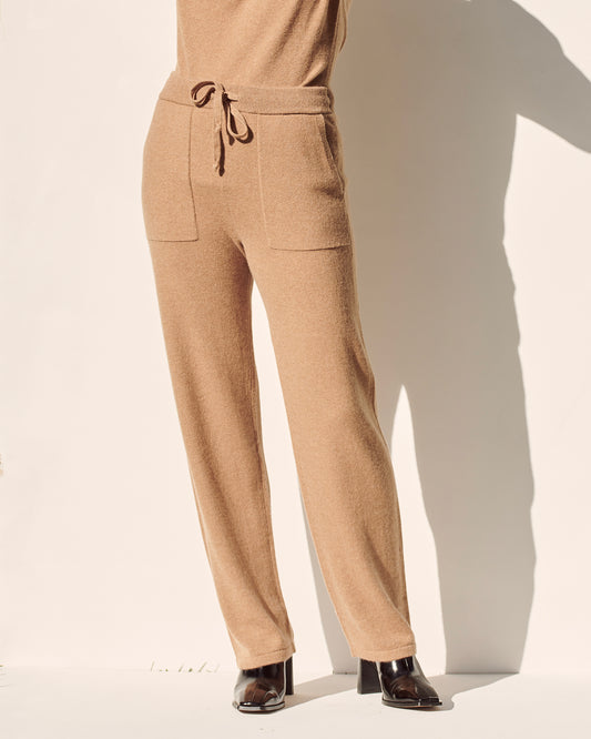 CASHMERE STRAIGHT LEG PANTS - CARAMEL