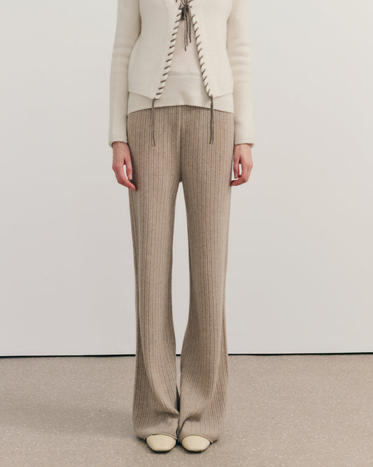 CASHMERE TEXTURED FLARE PANTS - WHEAT