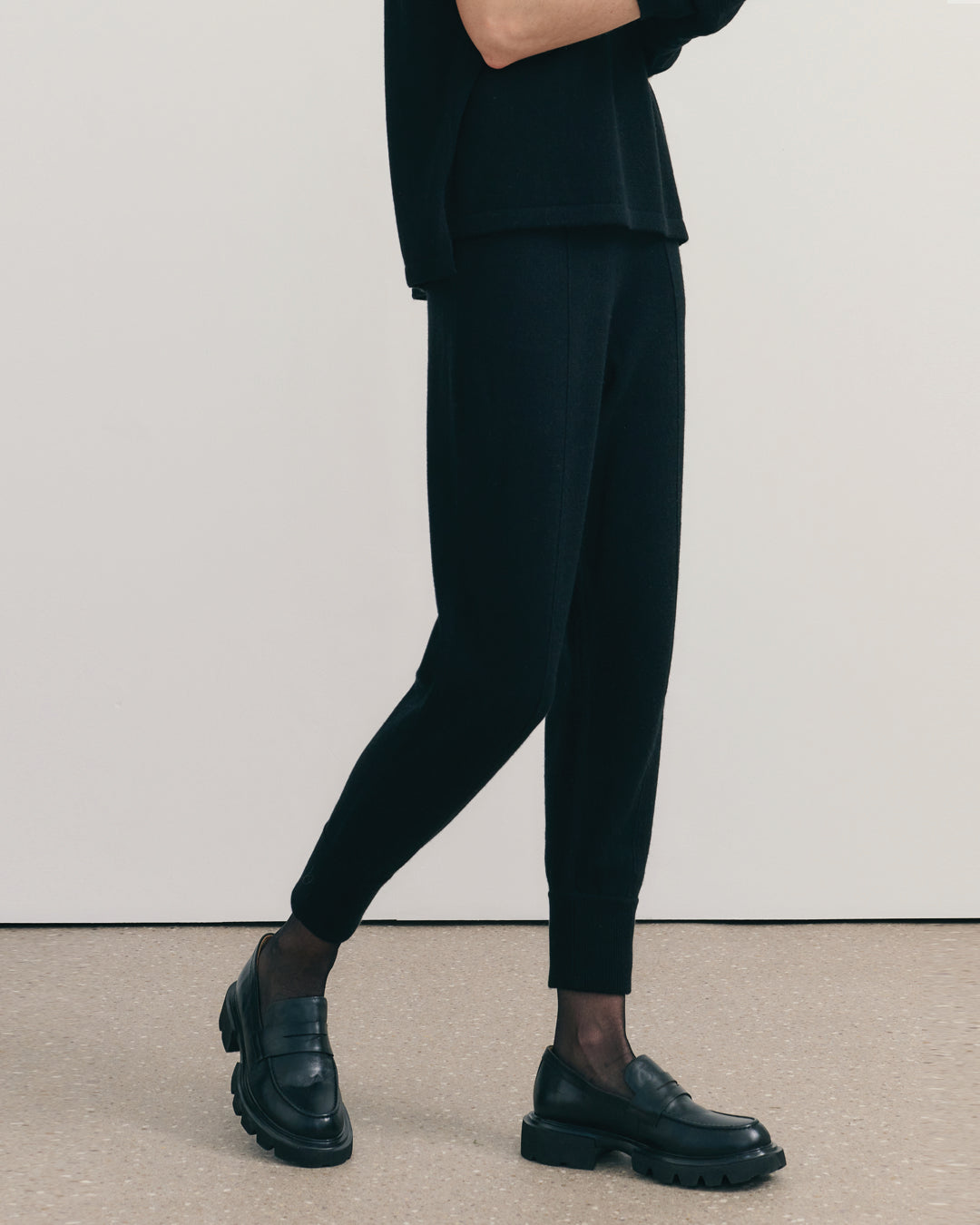 CASHMERE VOYAGER PANTS - BLACK