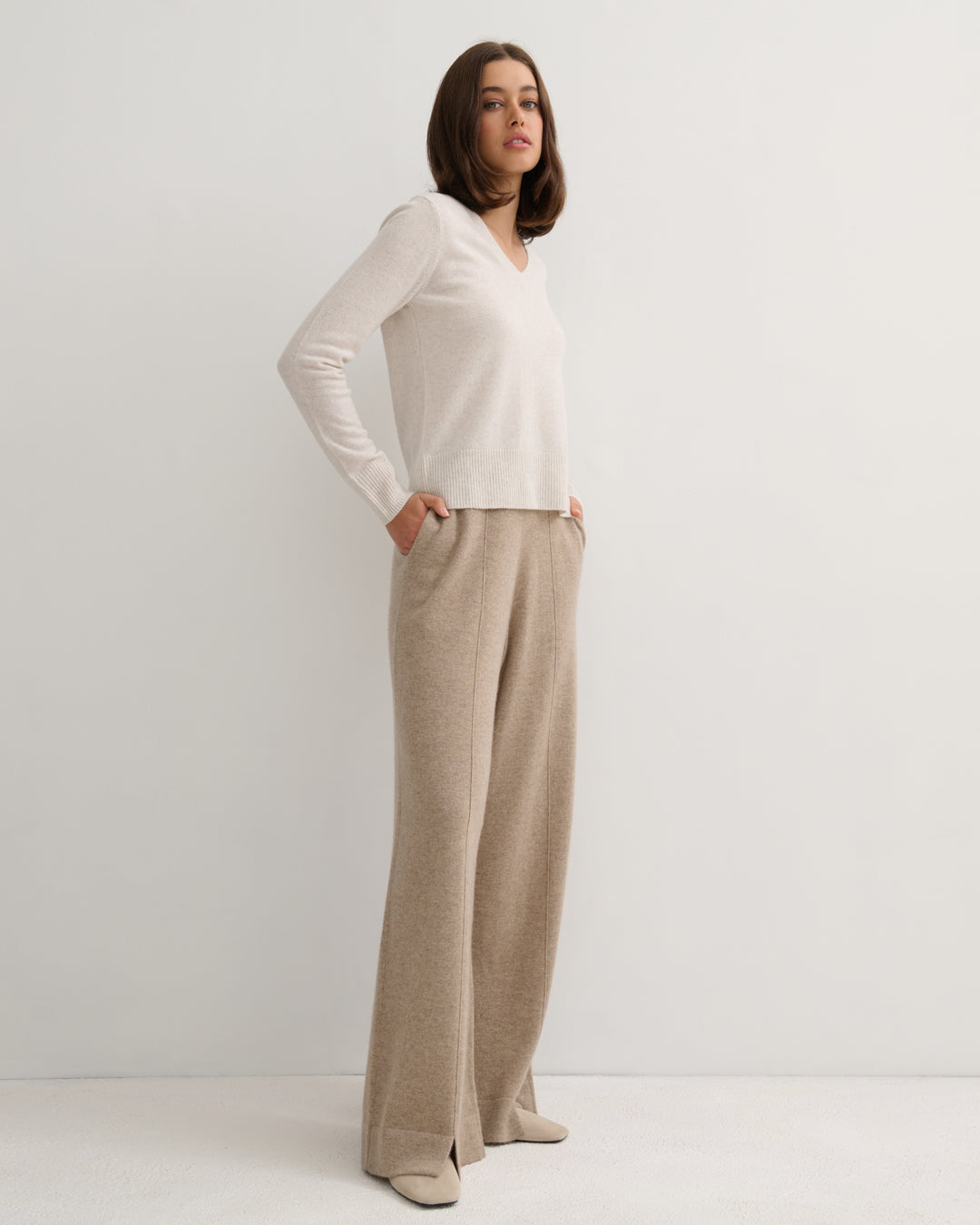 CASHMERE POWER PANTS - SHIITAKE RAW