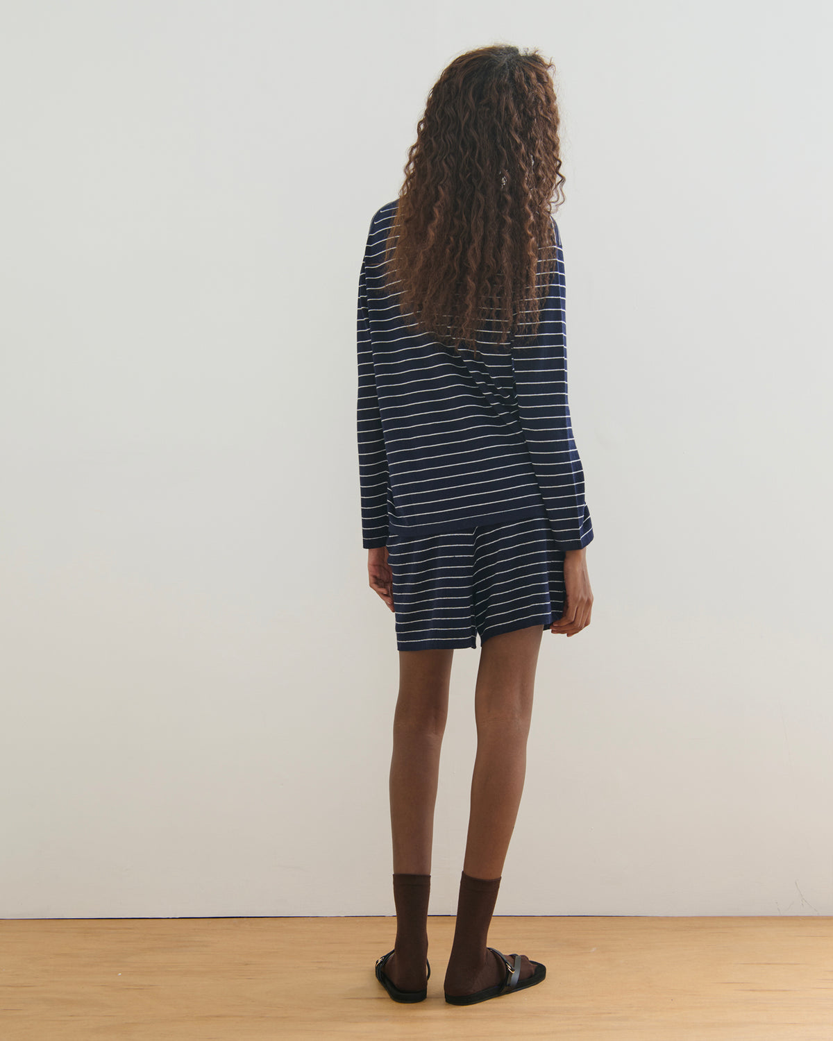 FINE STRIPE COTTON CASHMERE KNIT SHORTS - NAVY