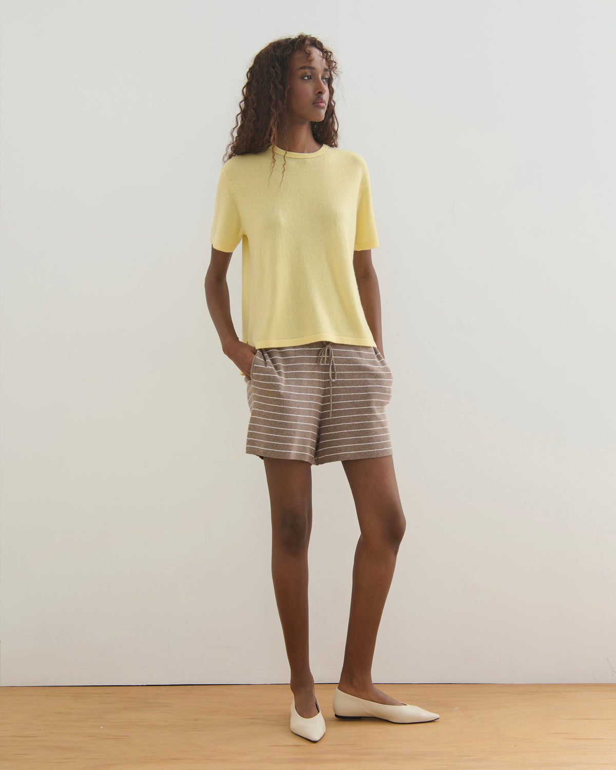 FINE STRIPE COTTON CASHMERE KNIT SHORTS - TAUPE