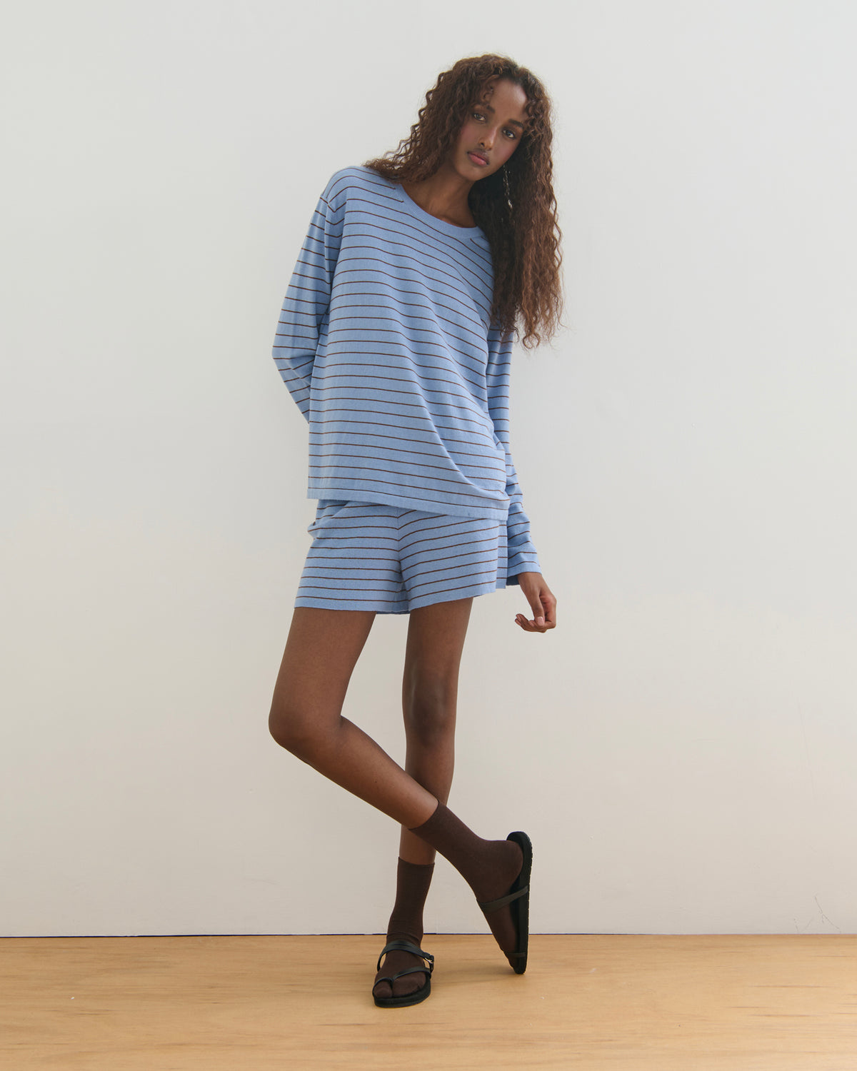 FINE STRIPE COTTON CASHMERE KNIT SHORTS - WASHED DENIM