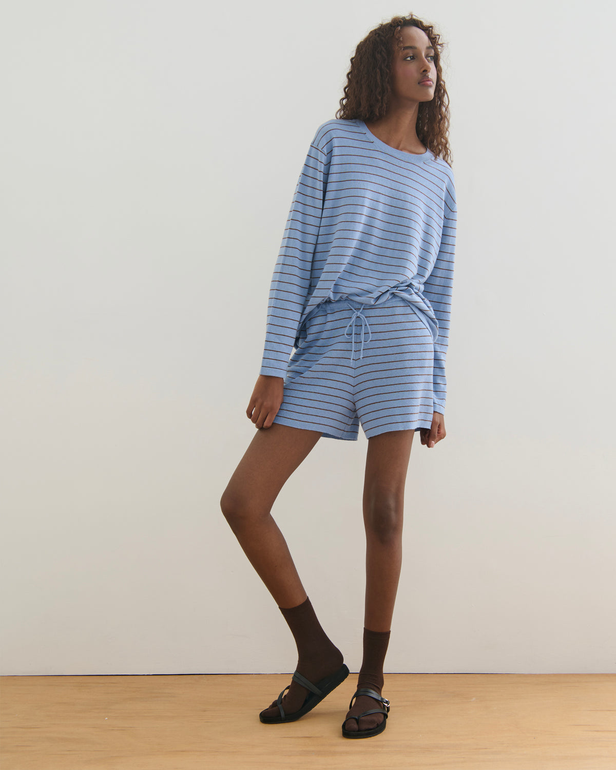FINE STRIPE COTTON CASHMERE KNIT SHORTS - WASHED DENIM