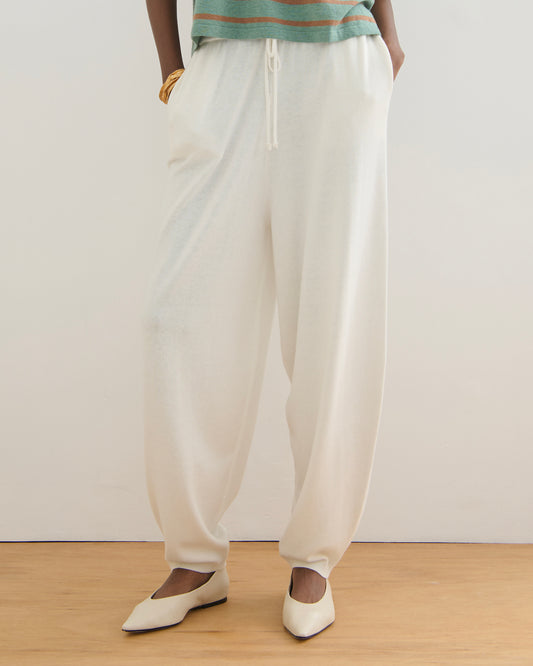 COTTON CASHMERE BALLOON PANTS - PEARL WHITE