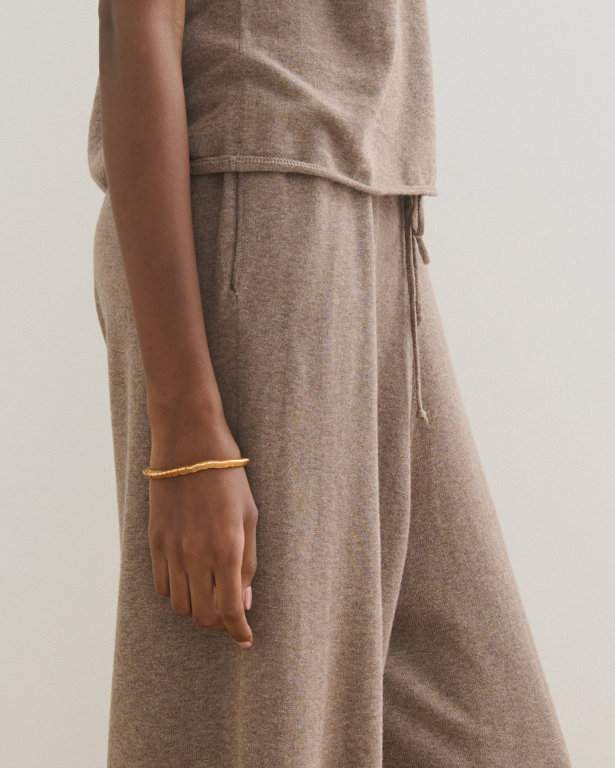 COTTON CASHMERE BALLOON PANTS - TAUPE