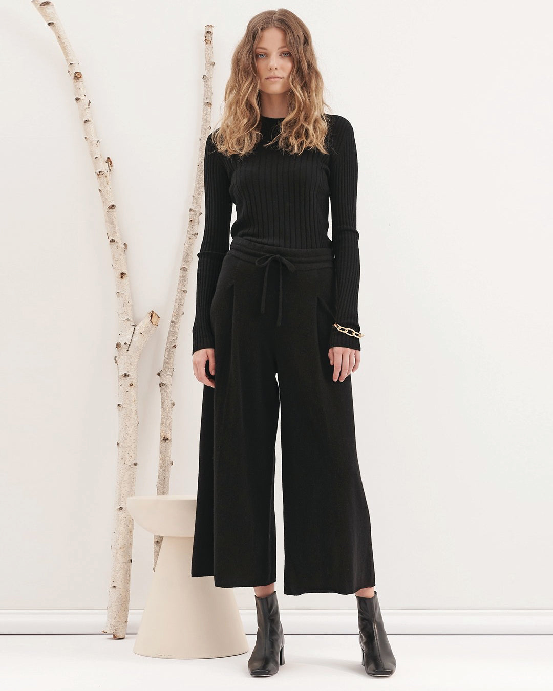 CASHMERE WIDE LEG PANTS - BLACK