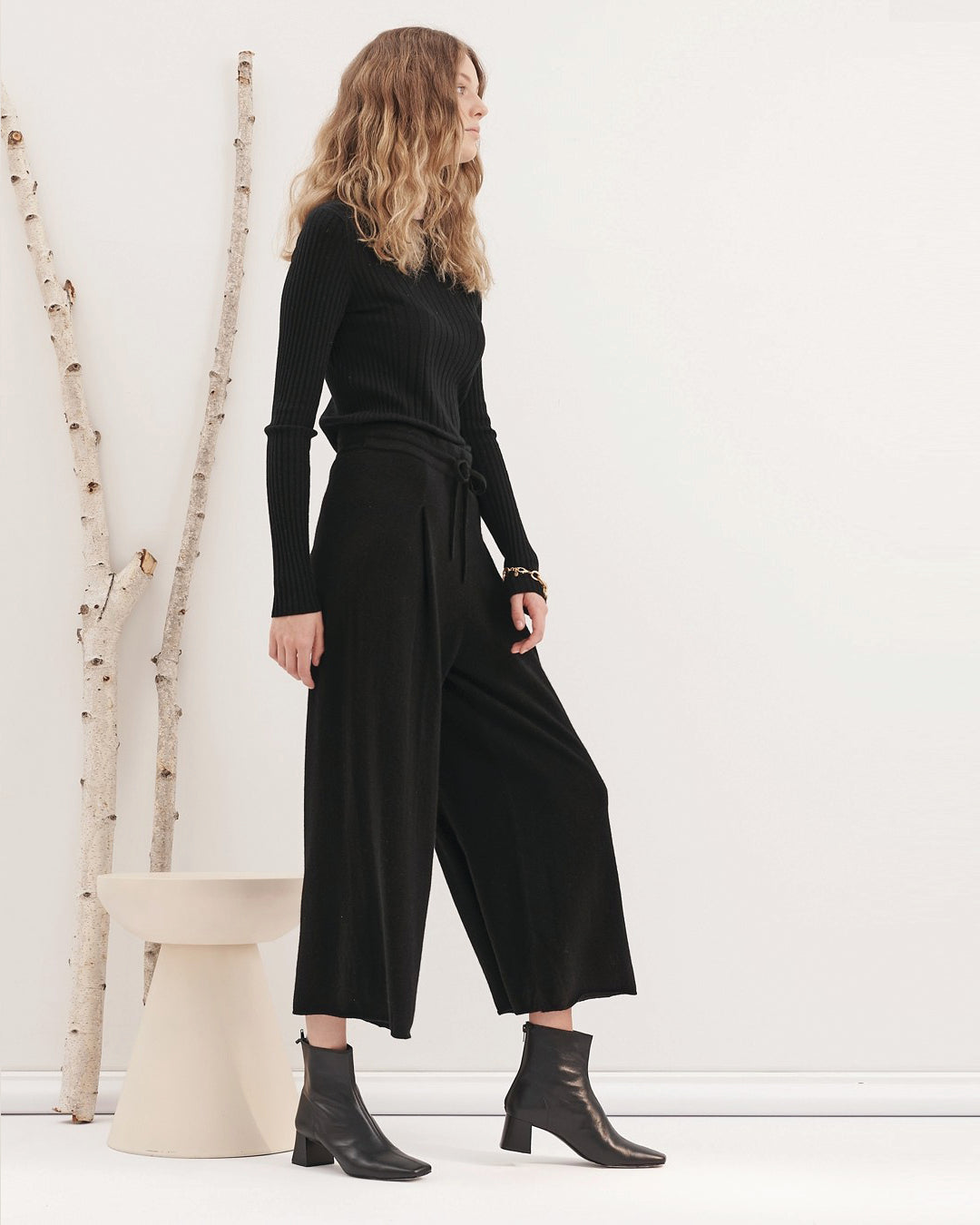 CASHMERE WIDE LEG PANTS - BLACK