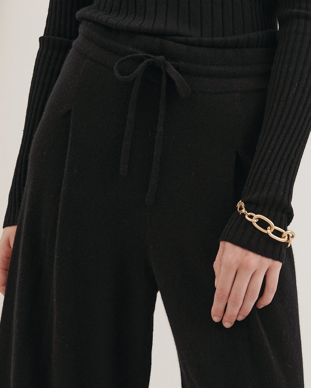 CASHMERE WIDE LEG PANTS - BLACK