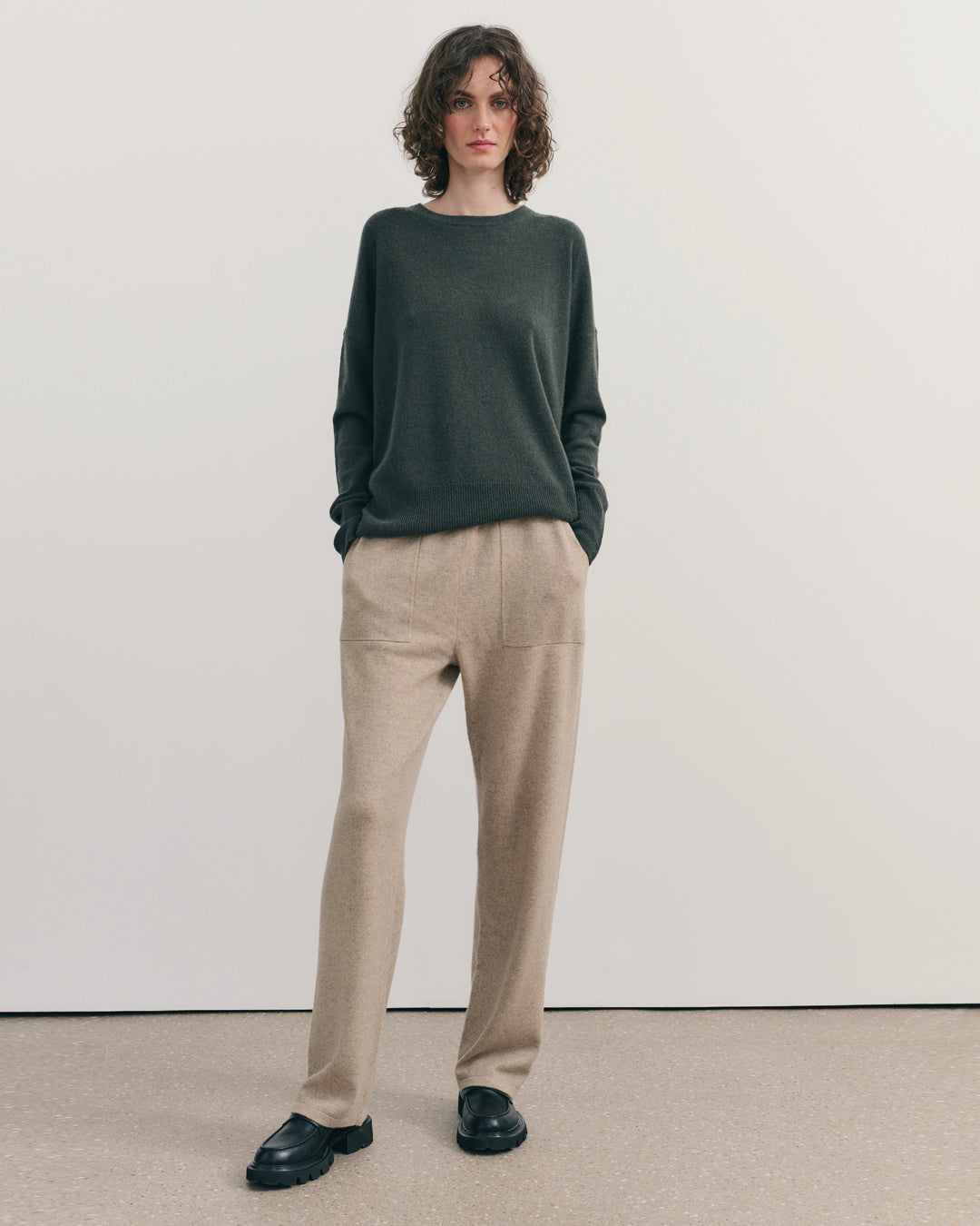 CASHMERE STRAIGHT LEG PANTS - WHEAT