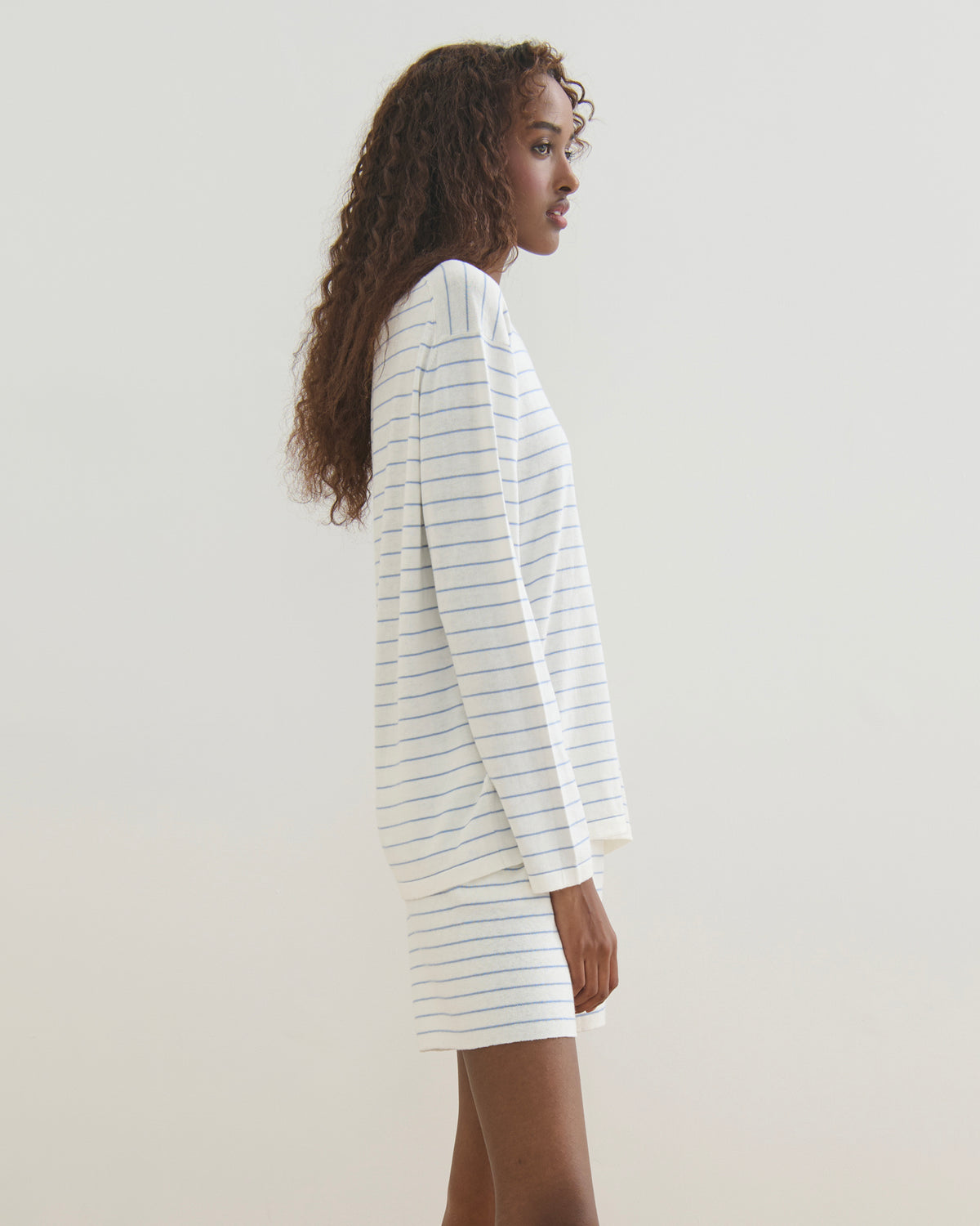 FINE STRIPE COTTON CASHMERE LONG SLEEVE TEE - PEARL WHITE
