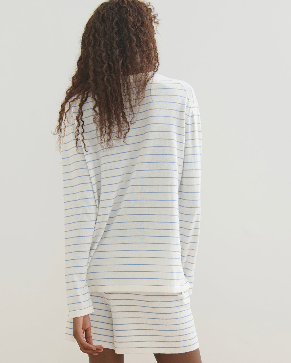 FINE STRIPE COTTON CASHMERE LONG SLEEVE TEE - PEARL WHITE