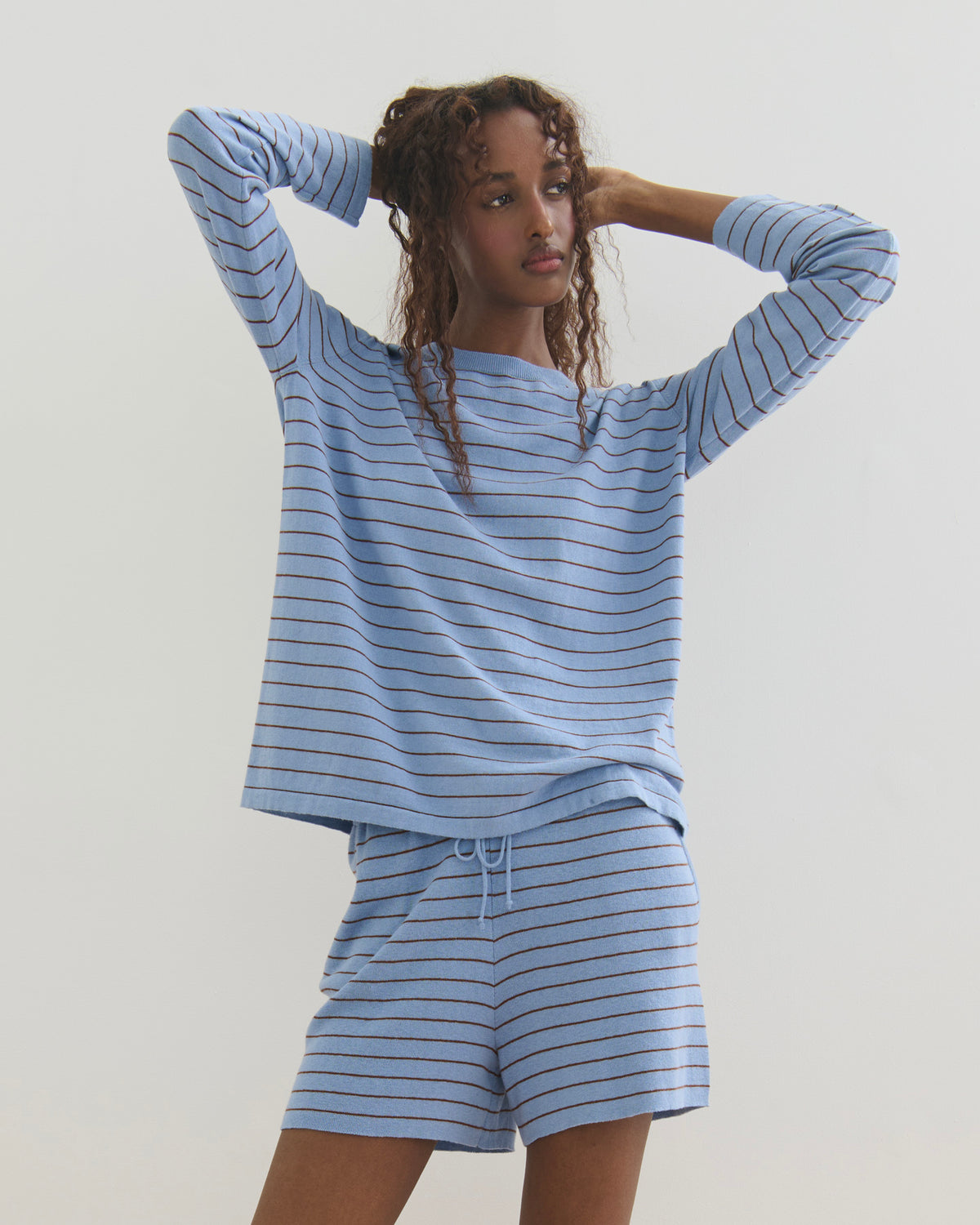 FINE STRIPE COTTON CASHMERE LONG SLEEVE TEE - WASHED DENIM