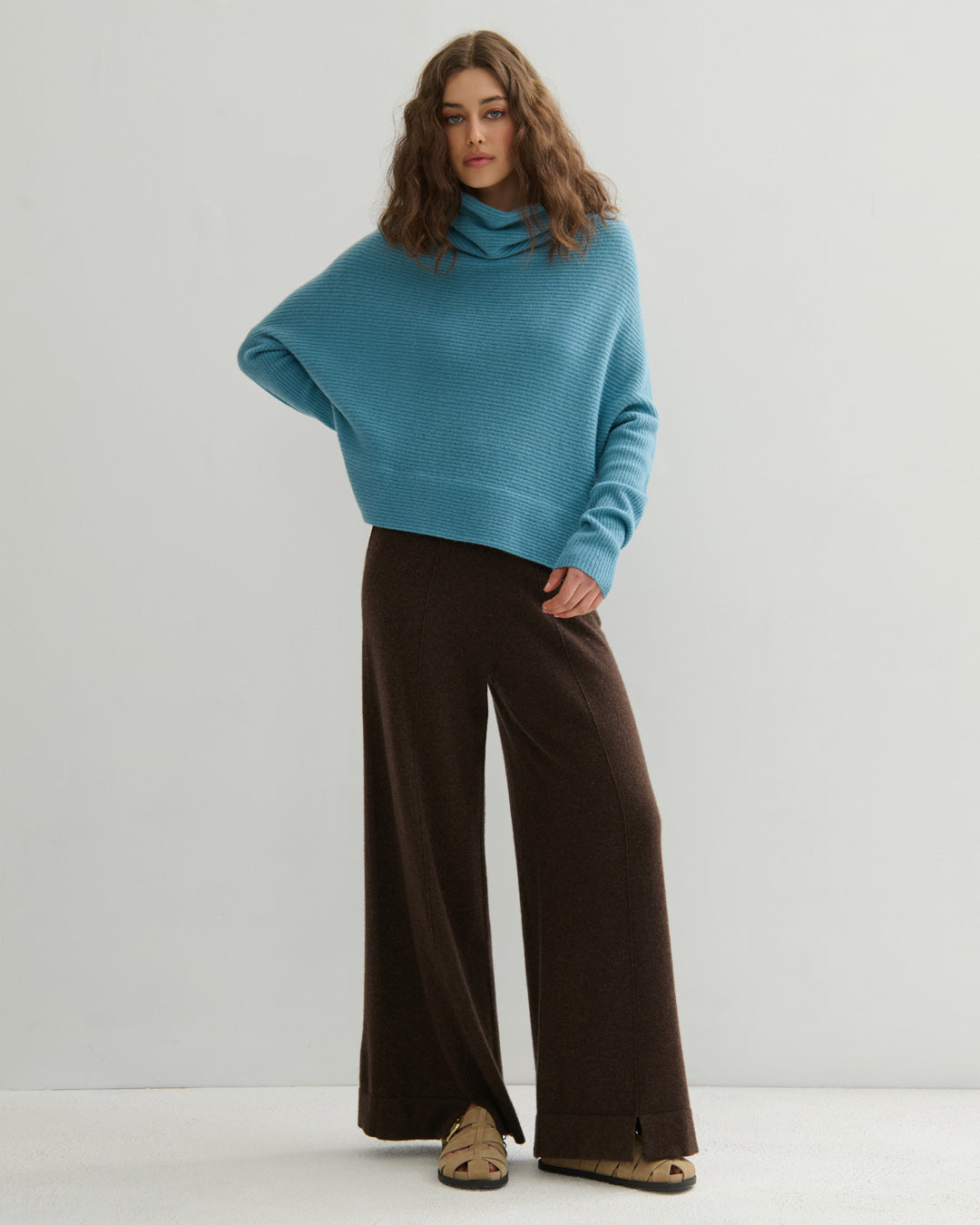 RIB KNIT COWL NECK CROP TOP - LAKE BLUE