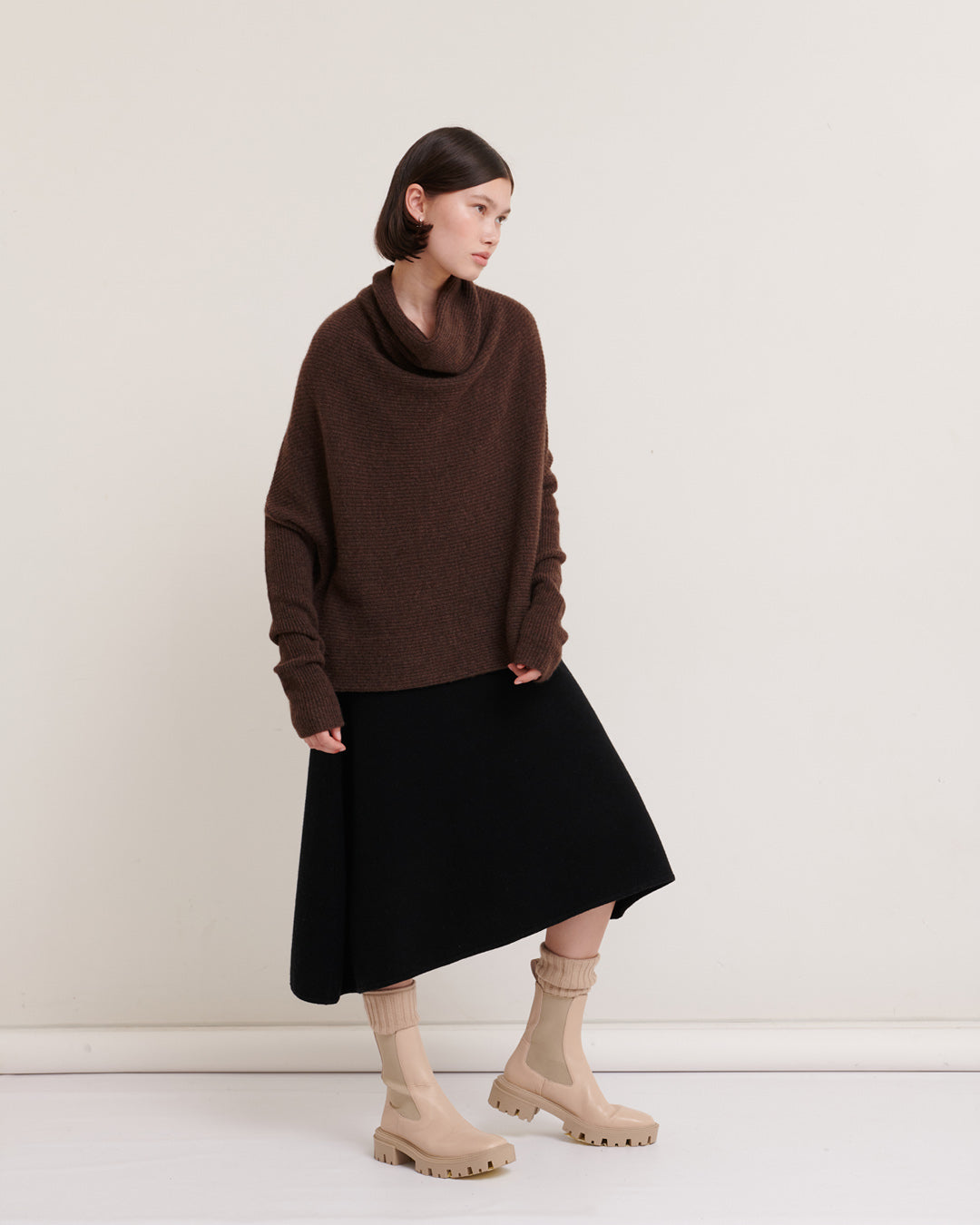 RIB KNIT COWL NECK CROP TOP - CHOCOLATE