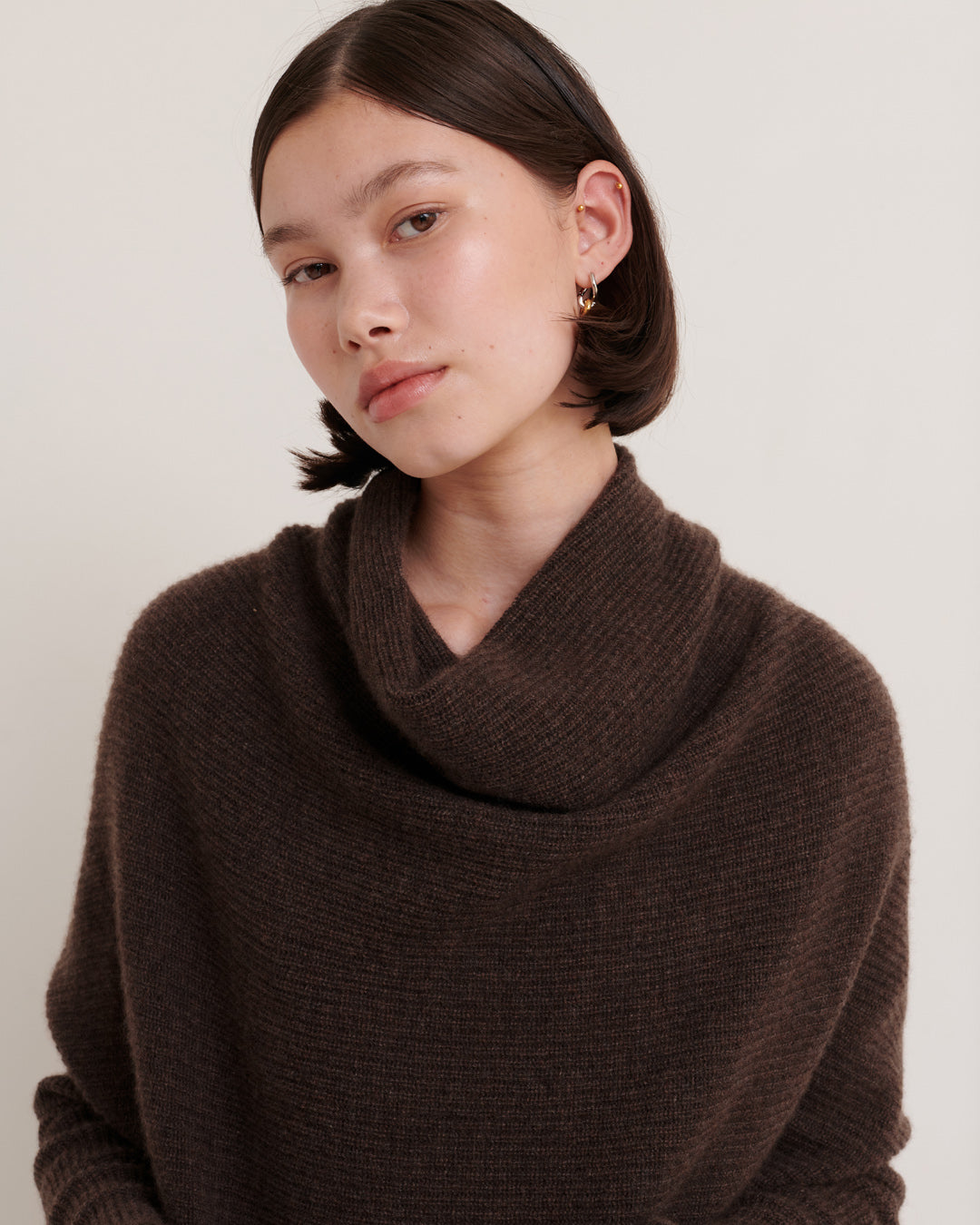 RIB KNIT COWL NECK CROP TOP - CHOCOLATE