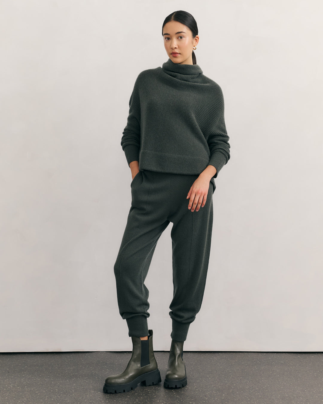 RIB KNIT COWL NECK CROP TOP - TEA LEAF