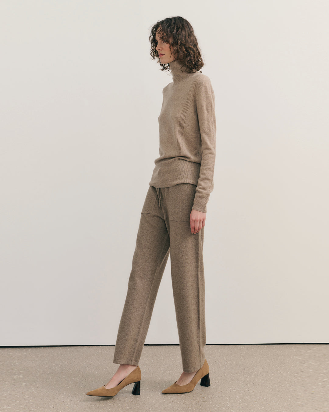 SUPER FINE TURTLE NECK PULLOVER - BISQUE
