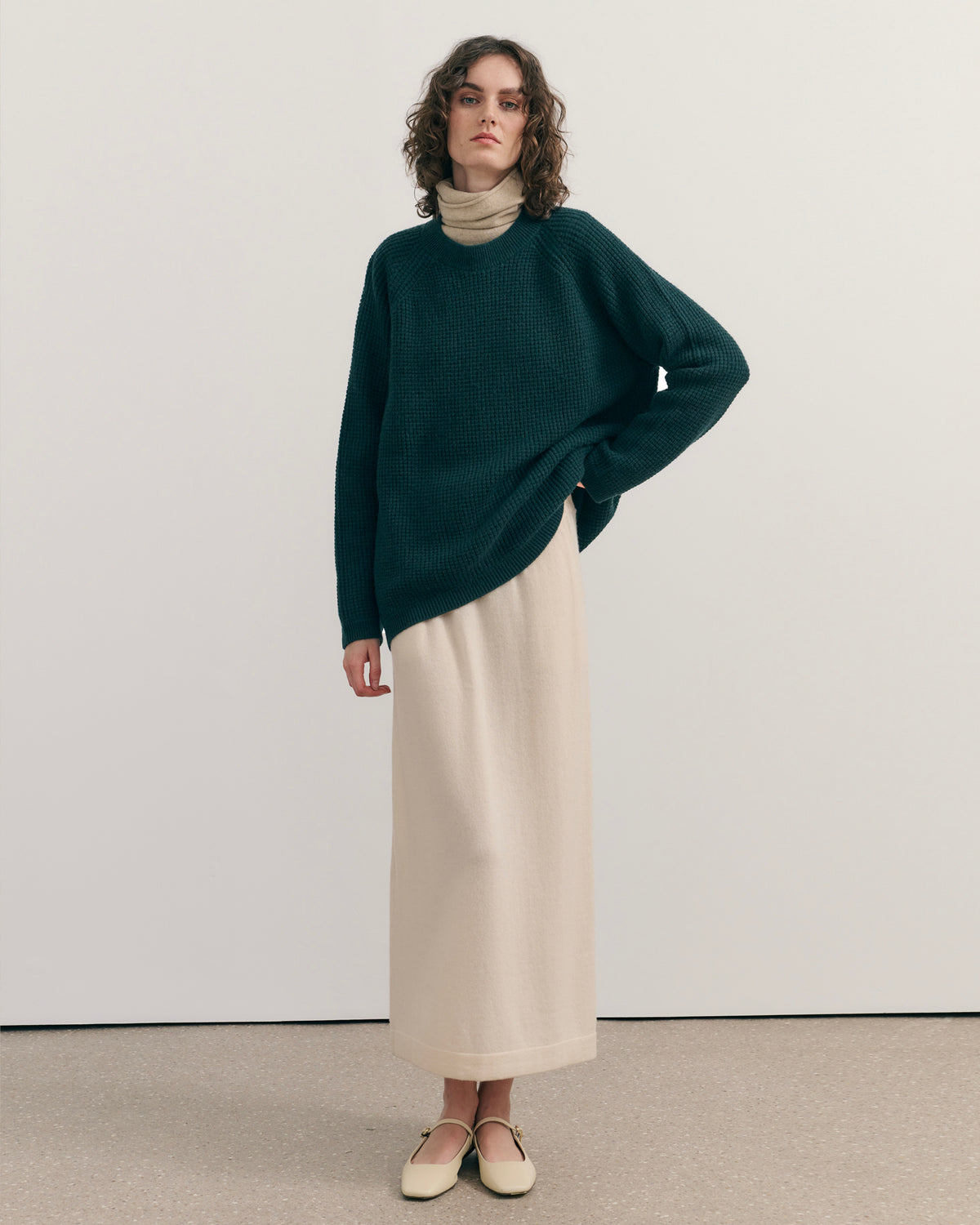 NOMADIC TEXTURED KNIT YAK & MERINO CREW - DEEP FOREST GREEN
