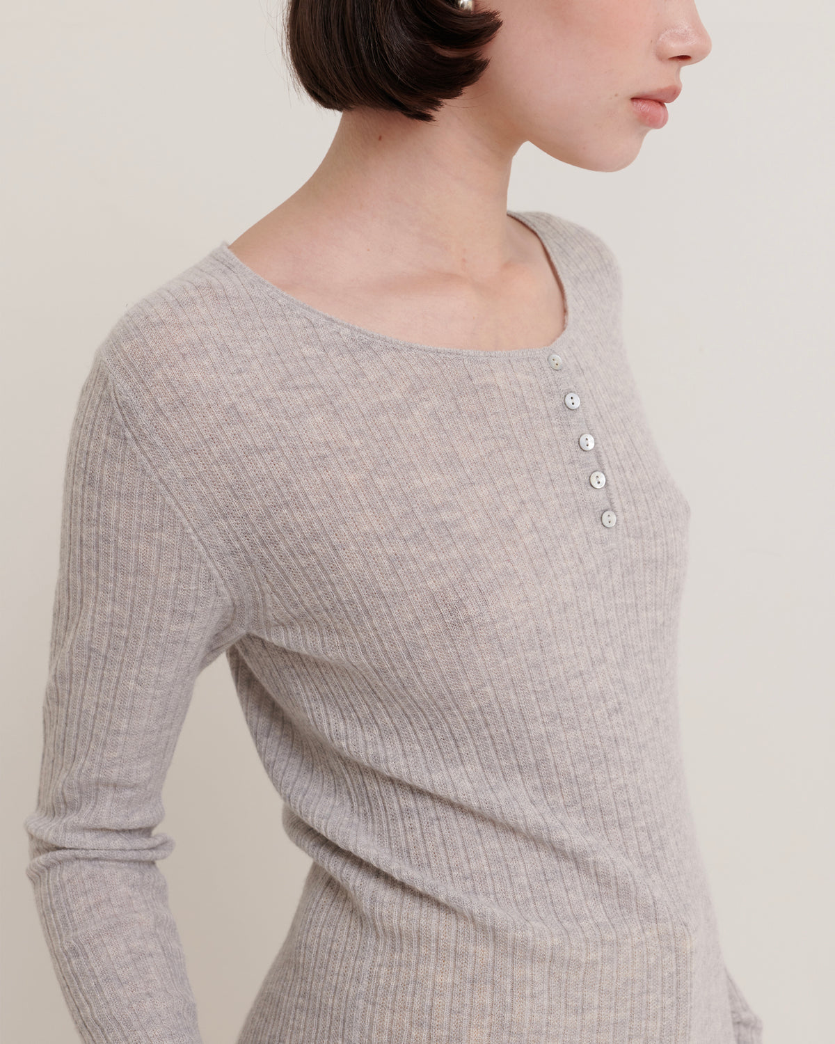 SUPERFINE CASHMERE HENLEY PULLOVER