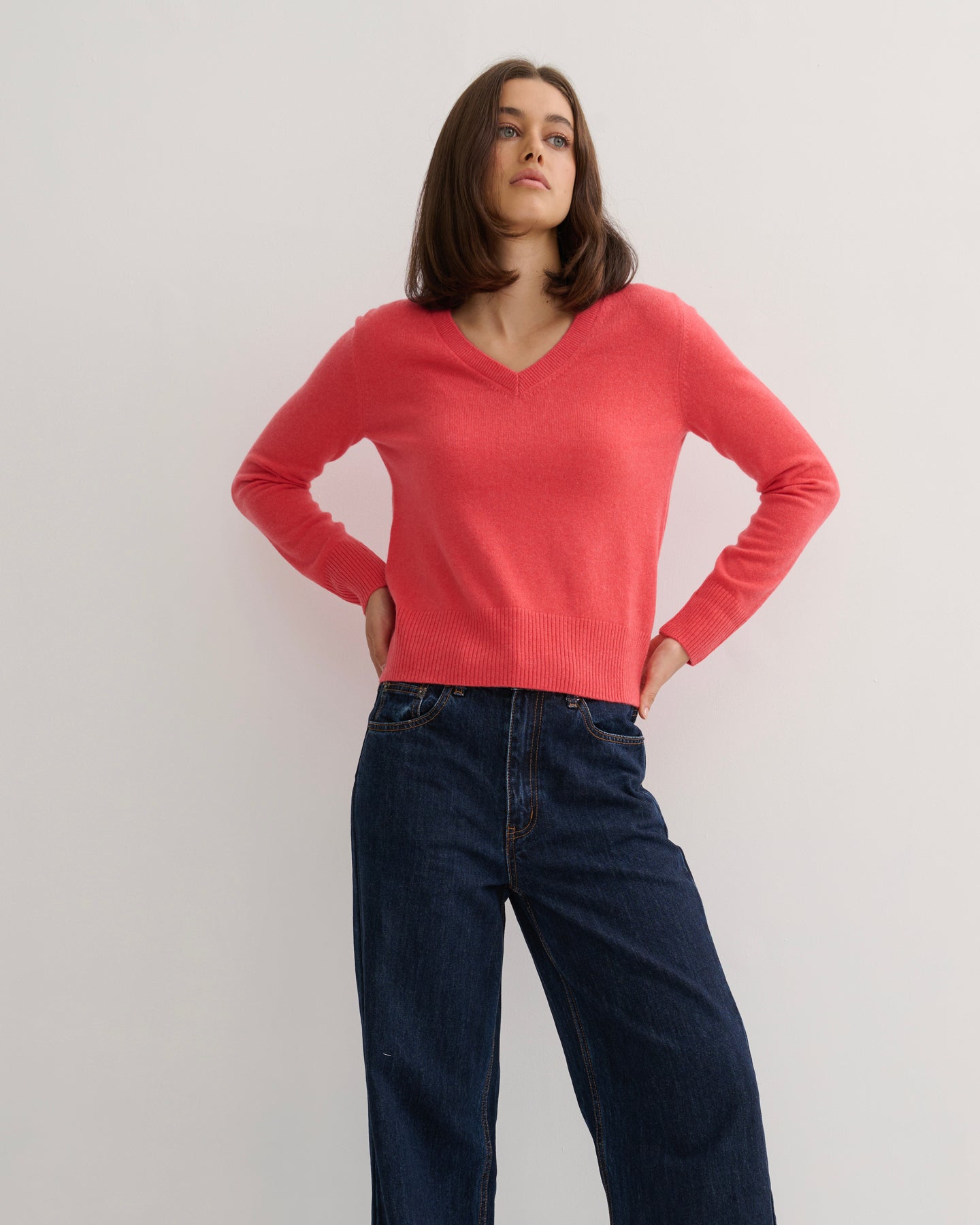 CASHMERE ESSENTIAL V NECK - TULIP
