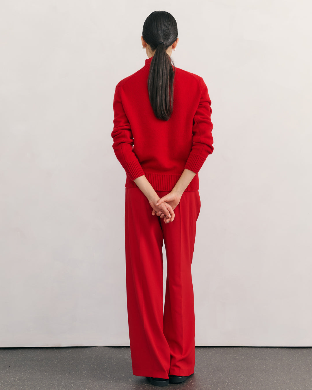 CASHMERE LUXE MOCK NECK PULLOVER - SCARLET RED