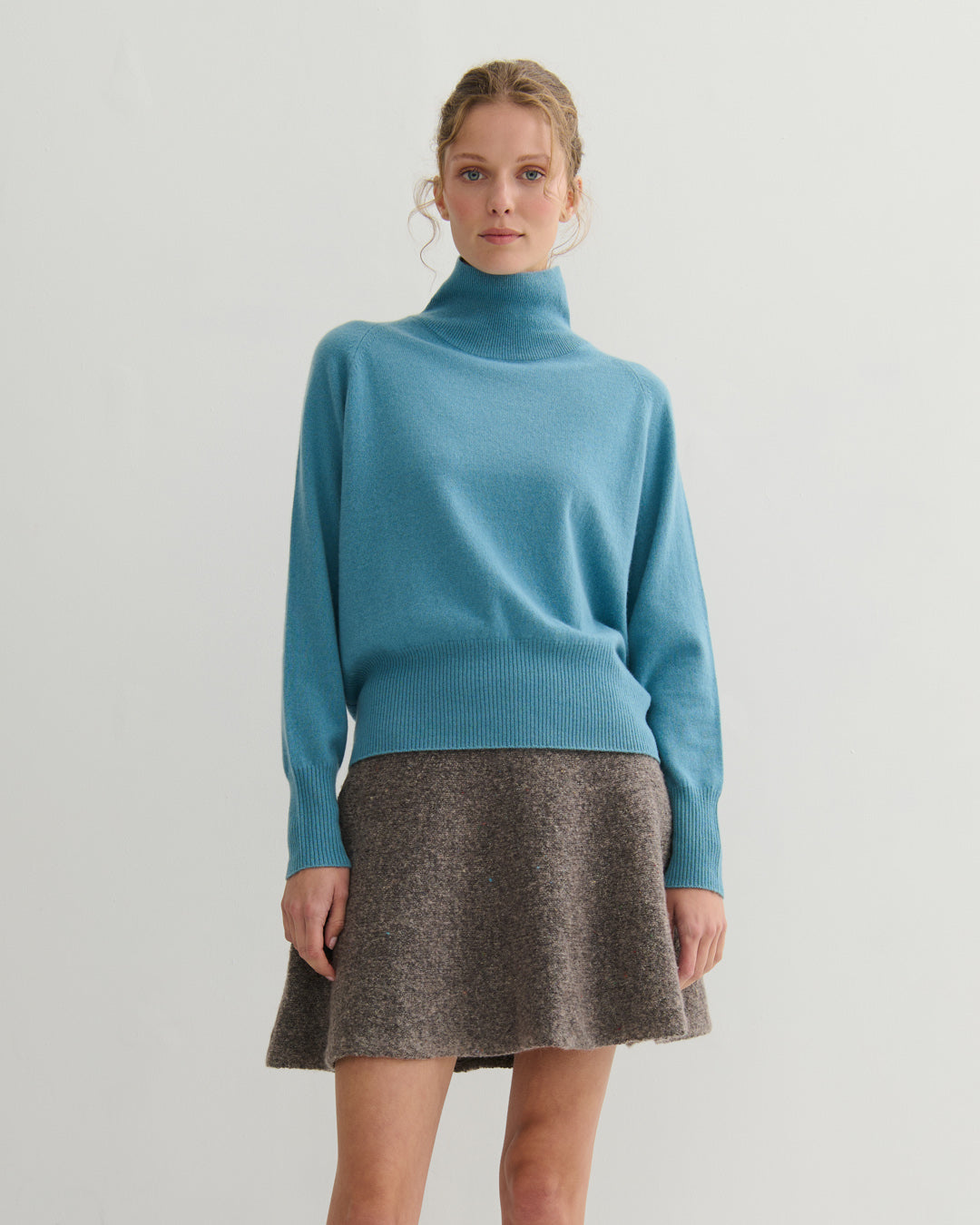 DROPPED RAGLAN HIGH NECK PULLOVER - LAKE BLUE
