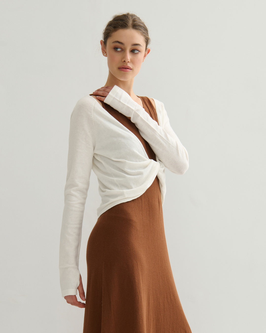 COTTON CASHMERE TWIST TOP - PEARL WHITE
