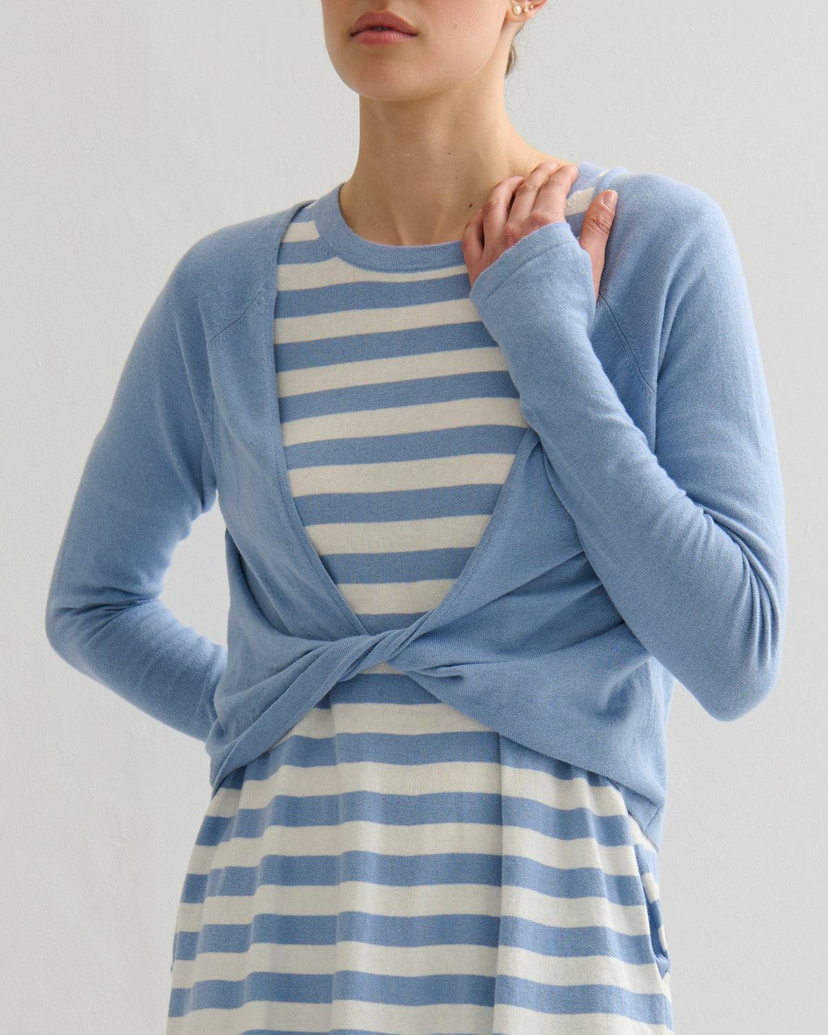 COTTON CASHMERE TWIST WRAP TOP - WASHED DENIM