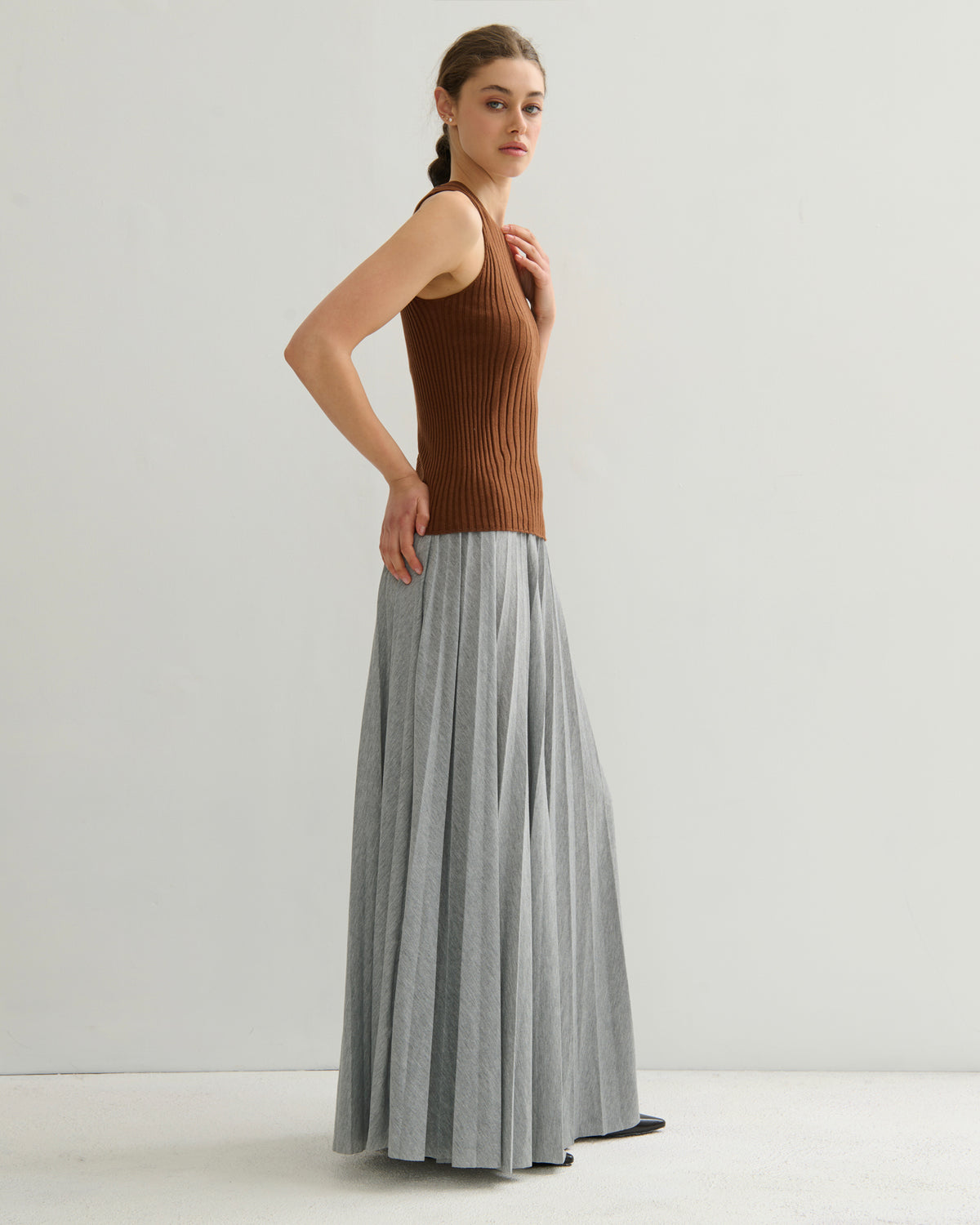 COTTON CASHMERE RIBBED TANK TOP - BURNT CARAMEL