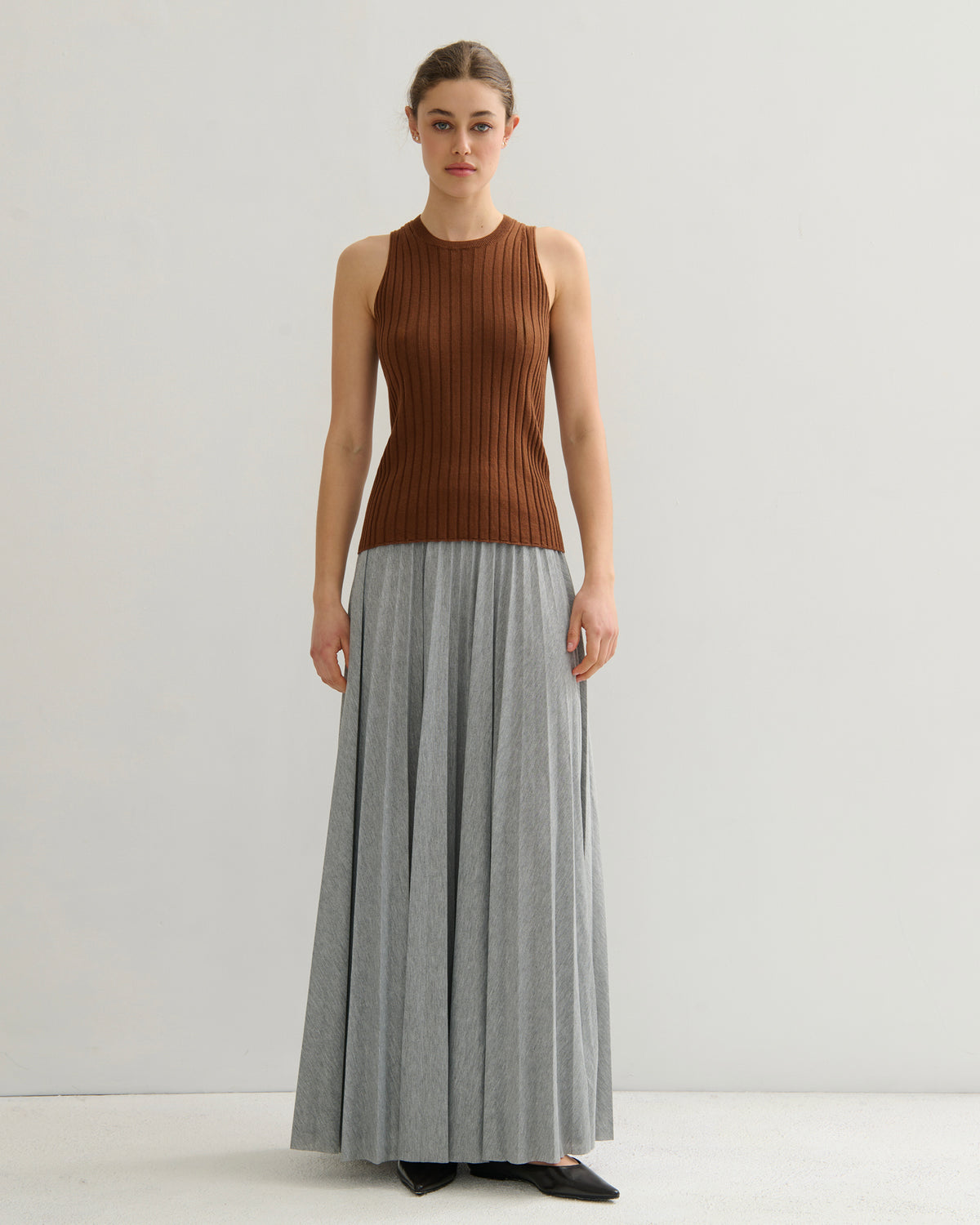 COTTON CASHMERE RIBBED TANK TOP - BURNT CARAMEL