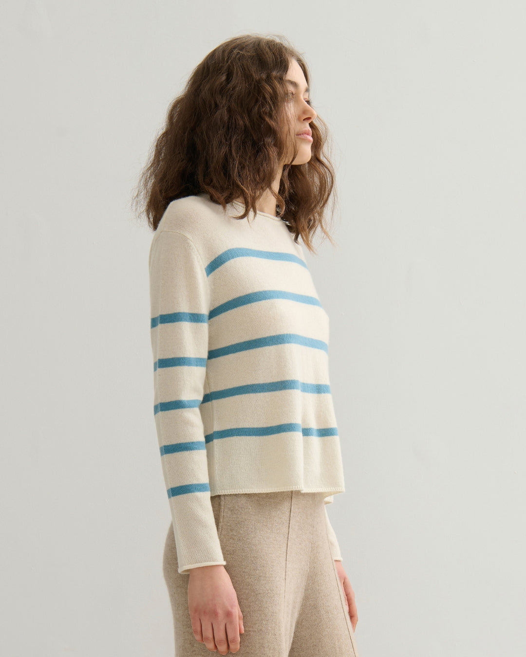 EASY DAYS CASHMERE STRIPED CREW - CREAM RAW