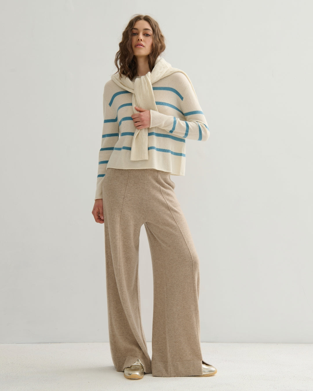 EASY DAYS CASHMERE STRIPED CREW - CREAM RAW