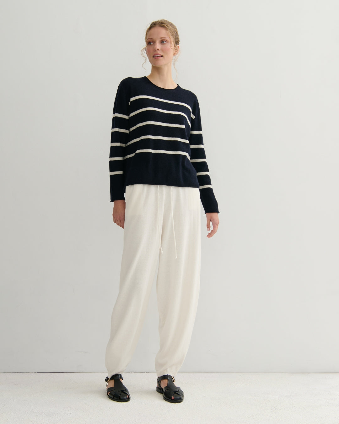 EASY DAYS CASHMERE STRIPED CREW - NAVY