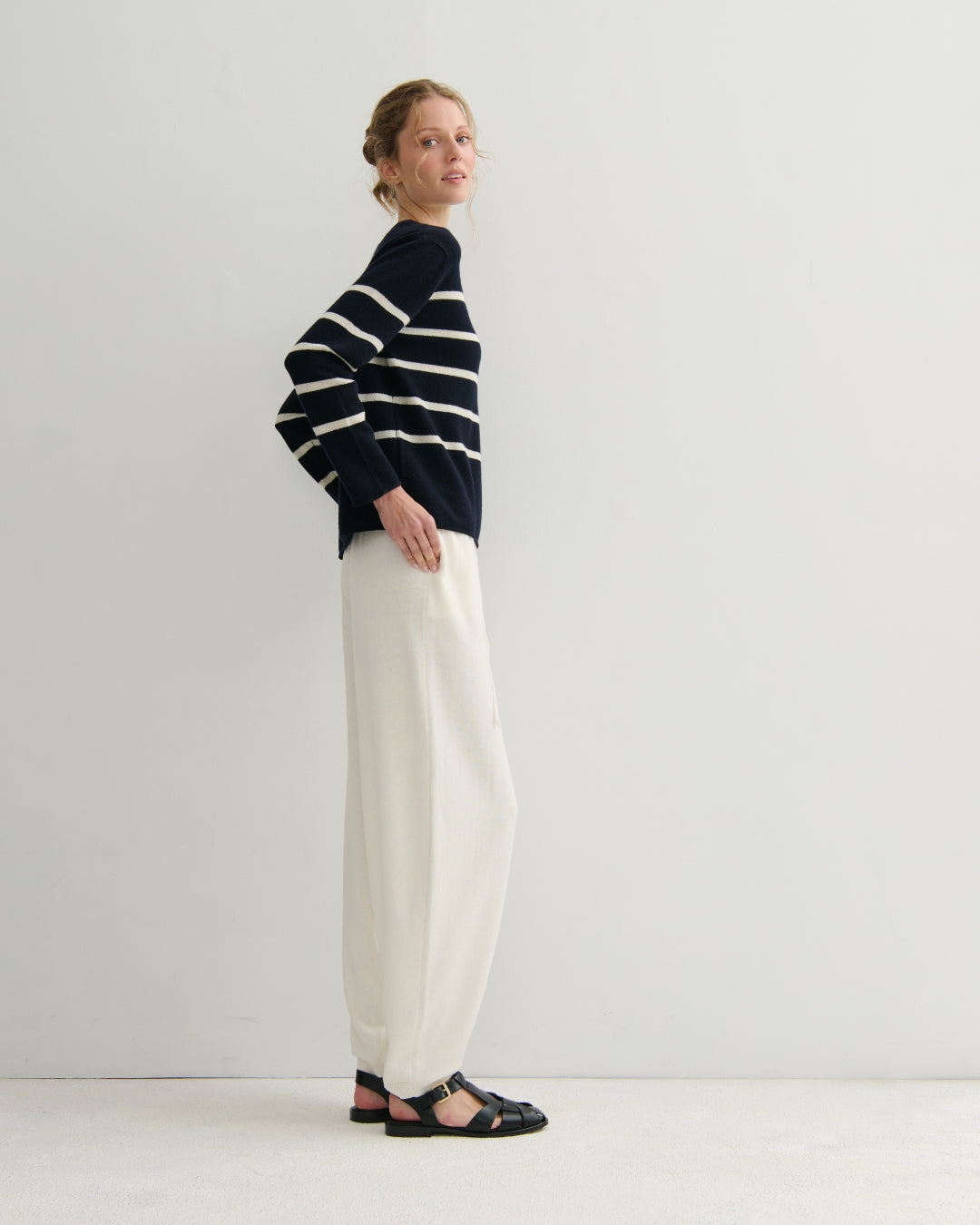 EASY DAYS CASHMERE STRIPED CREW - NAVY