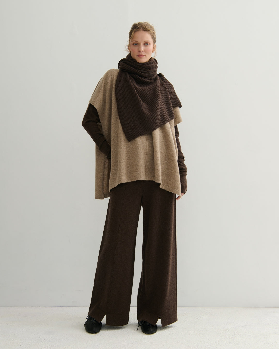 CASHMERE OVERSIZED PONCHO STYLE PULLOVER - SHIITAKE RAW